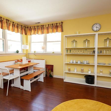 Home Steps From Oberlin Luaran gambar