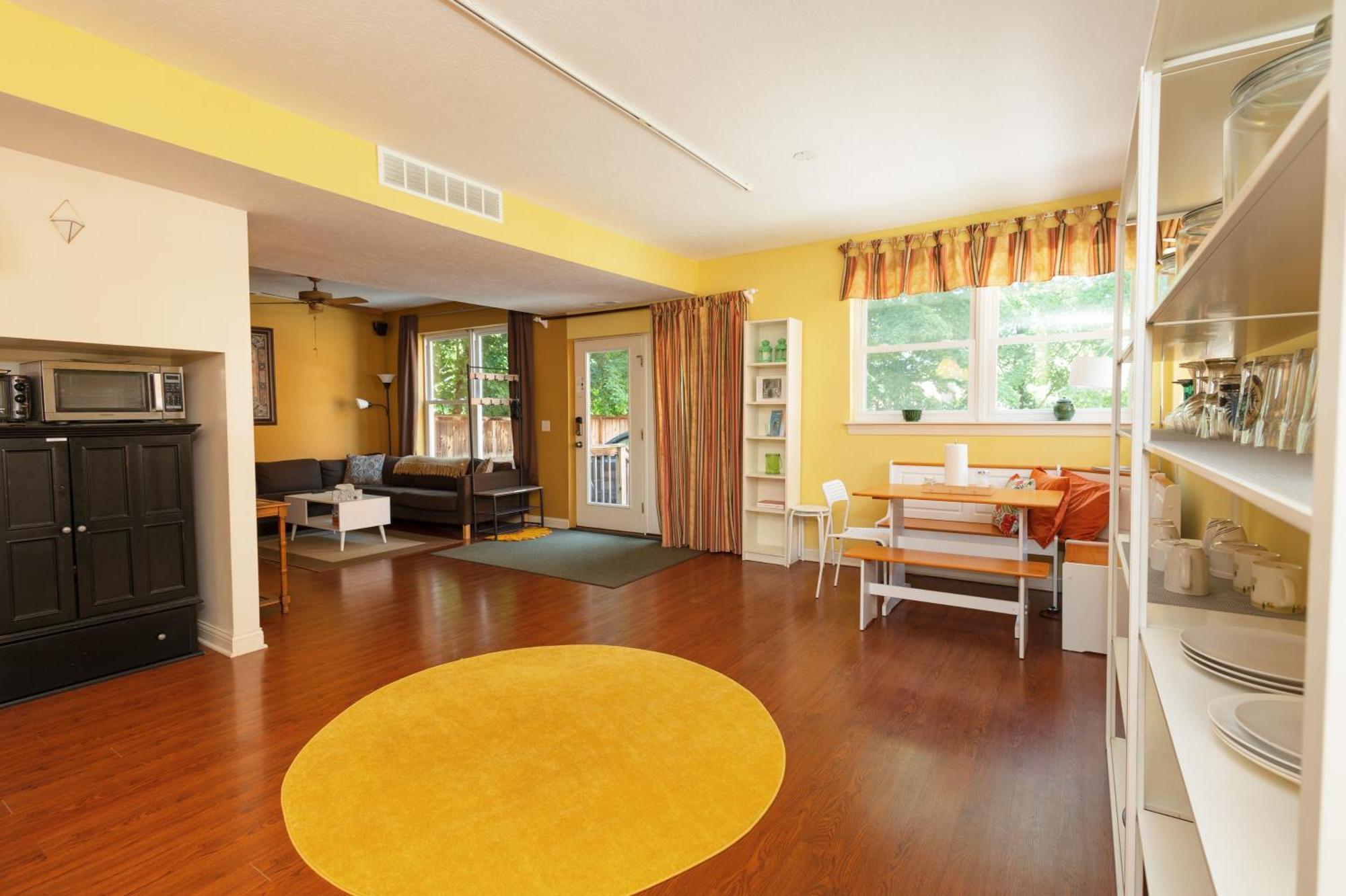 Home Steps From Oberlin Luaran gambar