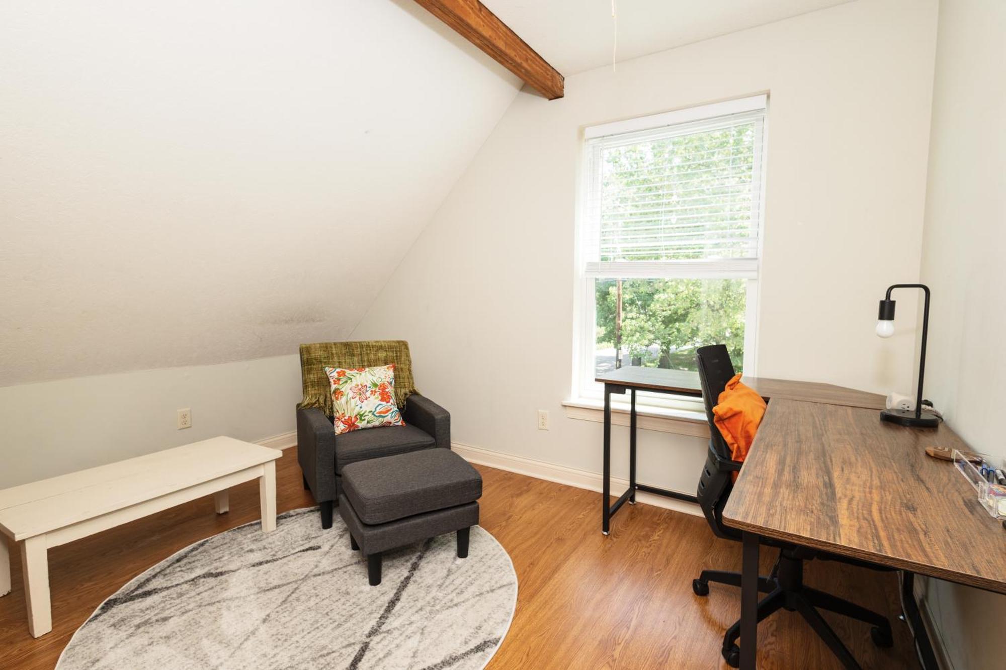 Home Steps From Oberlin Luaran gambar